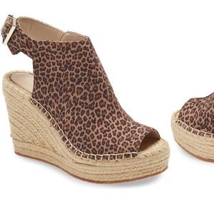 KENNETH COLE Olivia Peep-Toe Wedge Espadrille Sandals in Leopard Print Suede